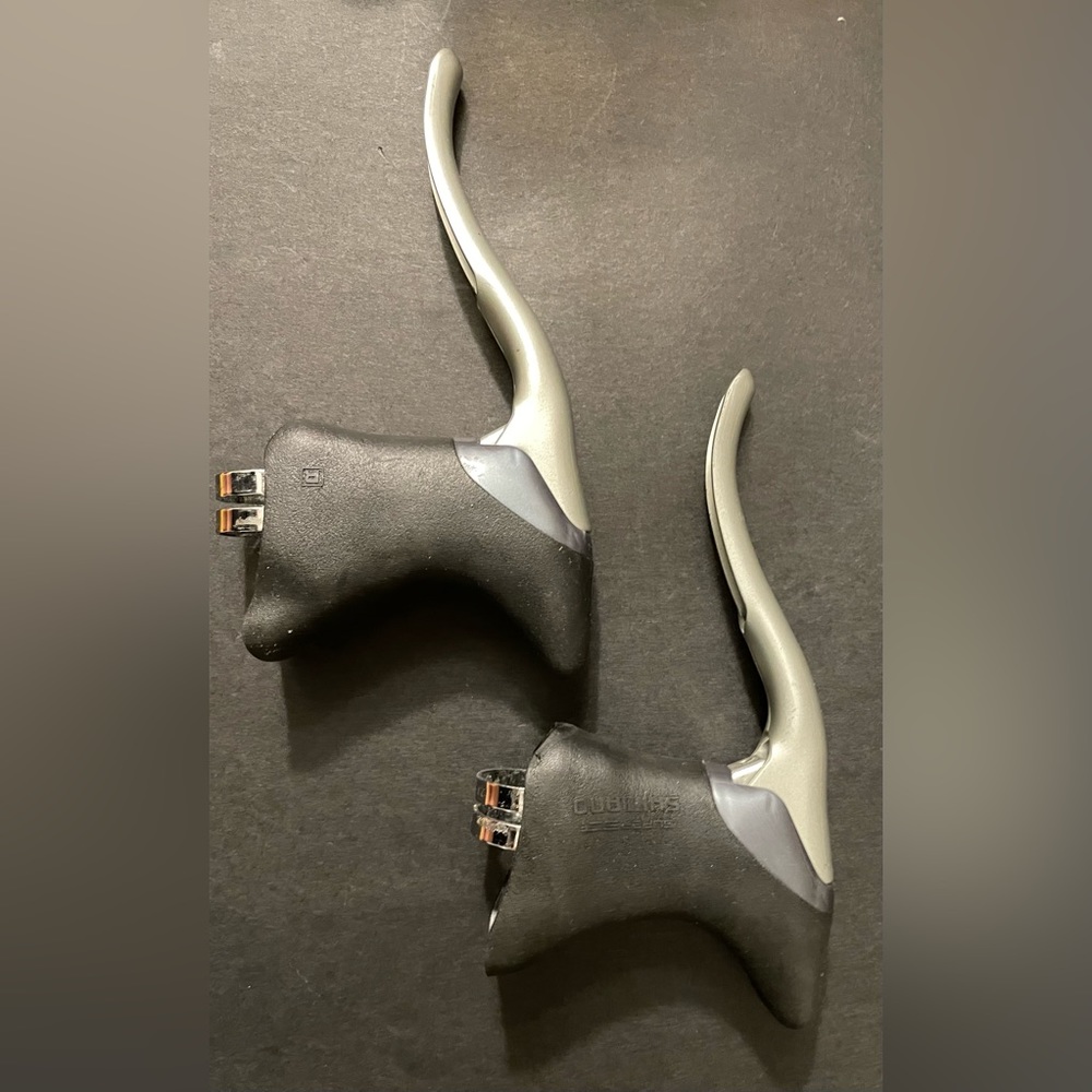 Vintage Shimano 105 Aero Brake Lever Set BL-1055